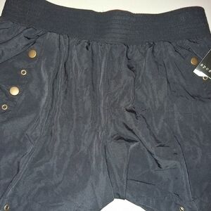 90s NWT Apostrophe High-Waist Grommet Shorts Deadstock